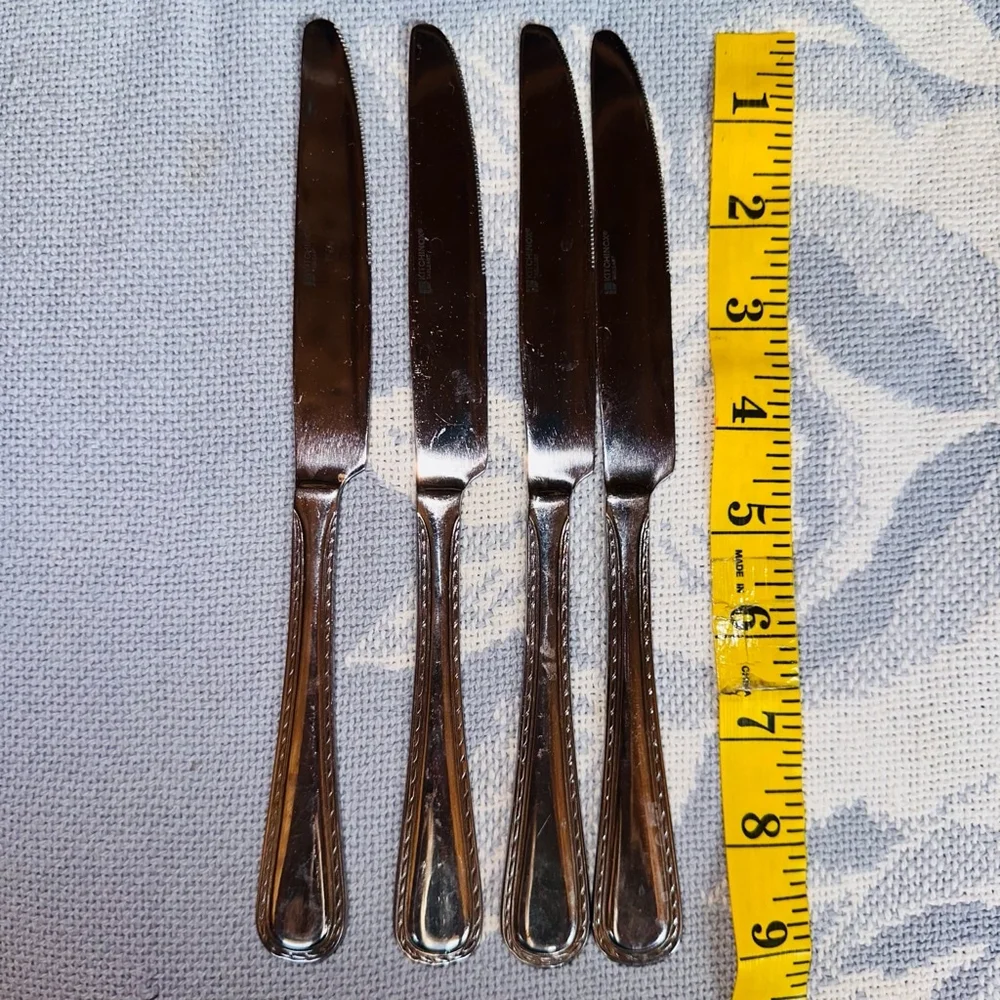 EUC Kitchinox Tableart Seaport Dinner Knife Flatware Silverware Lot Of 4